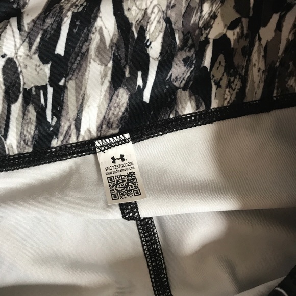 UA Womens Fly by printed Capri 1248730 - Picture 11 of 11